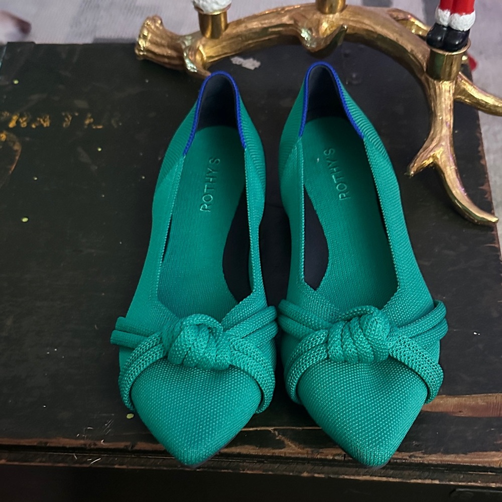 Rothy's Vibrant Green Knotted Heels